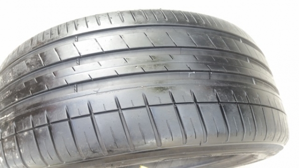 ขายยาง235/45/18 ปี 13 MICHERLIN Prilot3 4 เส้น