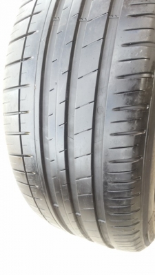 ขายยาง235/45/18 ปี 13 MICHERLIN Prilot3 4 เส้น