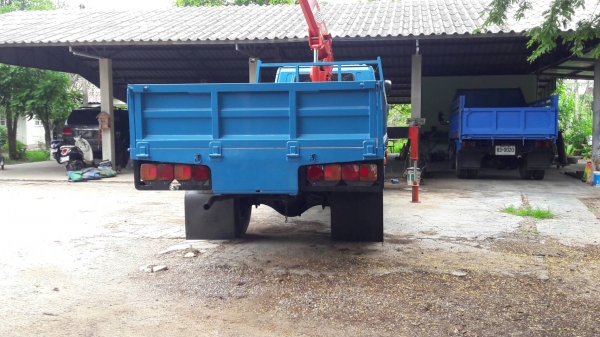 ขายหกล้อ ยี่ห้อ ISUZU รุ่น ROCKY , 175 แรงม้า ติดเครนญี่ปุ่น 3 ตัน 5 ท่อน