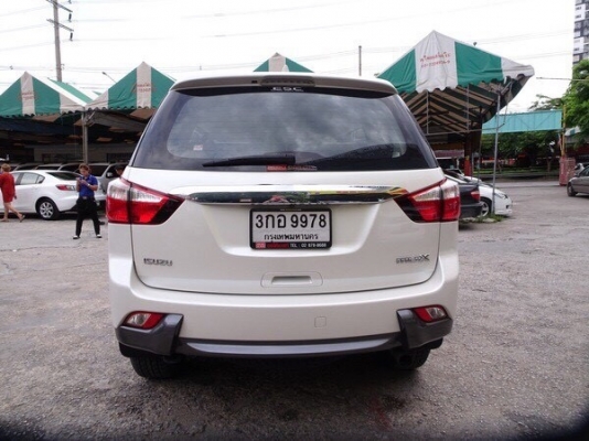 ISUZU MU-X 2.5VGS NAVI เกียร์AT ปี2015 โทร 062-991-6649 ดาวออโต้เบสท์