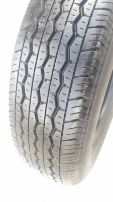 ขายยาง195R15 ปี 15 BRIDGESTONE 4 เส้น