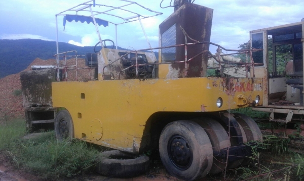 ขายรถบดล้อยาง SAKAI รุ่น TS 7409 เอกสารเล่มทะเบียน