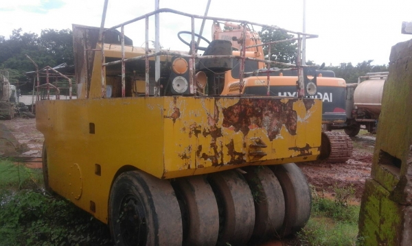 ขายรถบดล้อยาง SAKAI รุ่น TS 7409 เอกสารเล่มทะเบียน