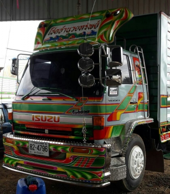 ขาย นางฟ้าสวยๆ อีซูชู ร็อค195นางฟ้า ช่วงยาว6.30ม สภาพนางฟ้าสวยจัดเดิมๆเหลี่ยมทั้งคัน เล่มทะเบียนพร้อมโอน ขาย สด-ผ่อน ยอดจัดไฟแน่นช์ 650,000บ เฉพาะลูกค้าโซนอีสาน ตจว.ก