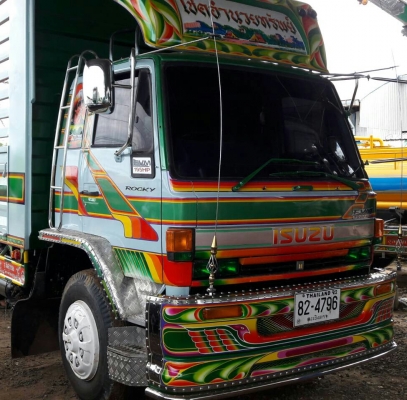 ขาย นางฟ้าสวยๆ อีซูชู ร็อค195นางฟ้า ช่วงยาว6.30ม สภาพนางฟ้าสวยจัดเดิมๆเหลี่ยมทั้งคัน เล่มทะเบียนพร้อมโอน ขาย สด-ผ่อน ยอดจัดไฟแน่นช์ 650,000บ เฉพาะลูกค้าโซนอีสาน ตจว.ก