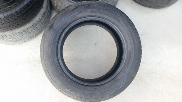 ขายยาง215/60/16 ปี 12 DUNLOP LM704 4 เส้น