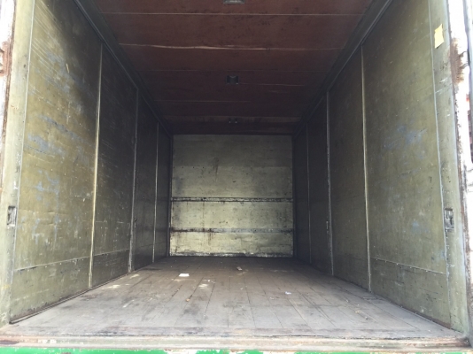 ขายตู้แห้งประตู10บาน ยกลงจากFC4Jสิงห์ ความยาว5.50ม ขายตู้แห้งประตู10บาน ยกลงจากFC4Jสิงห์ ความยาว5.50ม