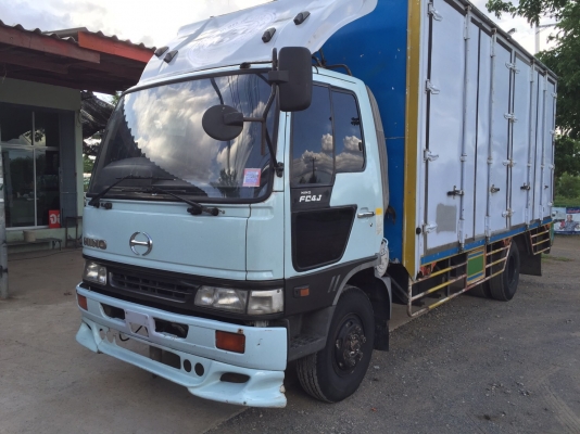 ขายตู้แห้งประตู10บาน ยกลงจากFC4Jสิงห์ ความยาว5.50ม ขายตู้แห้งประตู10บาน ยกลงจากFC4Jสิงห์ ความยาว5.50ม