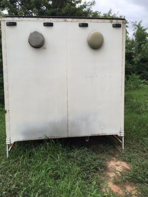 ขายตู้แห้ง ประตู3บาน ยกลงจากMega500 FC9J ตู้สูง2.30 เมตร ยาว5.50 เมตร ขายตู้แห้ง ประตู3บาน ยกลงจากMega500 FC9J ตู้สูง2.30 เมตร ยาว5.50 เมตร