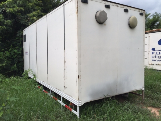 ขายตู้แห้ง ประตู3บาน ยกลงจากMega500 FC9J ตู้สูง2.30 เมตร ยาว5.50 เมตร ขายตู้แห้ง ประตู3บาน ยกลงจากMega500 FC9J ตู้สูง2.30 เมตร ยาว5.50 เมตร