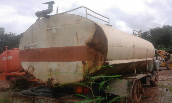 ขายรถน้ำ ISUZU ห้นายาว2เพลาใหญ่ทะเบียนเต็ม