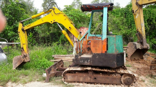 ขายด่วน แม็คโครเล็ก IHI ขนาด30 สภาพพร้อมใช้งานจริง เครื่องปั้มดี ตัวเดินดี เอกสารสัญญาซื้อขาย