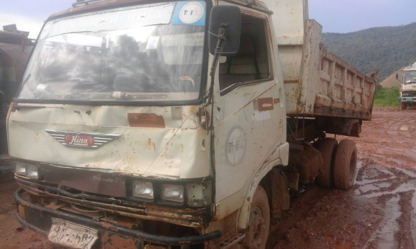 ขายรถดั้ม 6 ล้อ HINO KM777 เครื่อง 117 แรง