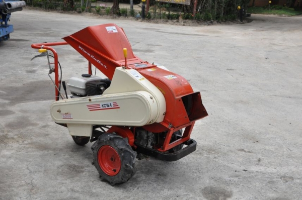 ขายเครื่องย่อยกิ่งไม้HONDA สภาพ เดิมญี่ปุ่น อะเนคประสงค์ 38,000เท่านั้น!!