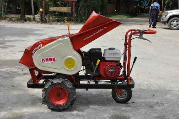 ขายเครื่องย่อยกิ่งไม้HONDA สภาพ เดิมญี่ปุ่น อะเนคประสงค์ 38,000เท่านั้น!!