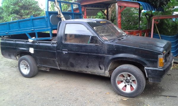 ขายบิ้กเอ็ม ดั้มพ์ เหลือคันเดียวสีดำ ง่าย่ๆ70000ครับ[ ขายบิ้กเอ็ม ดั้มพ์ เหลือคันเดียวสีดำ ง่าย่ๆ70000ครับ[