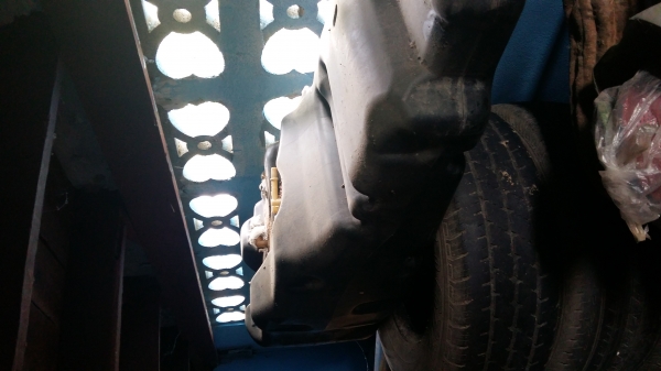 ถังน้ำมันดีแม็ก