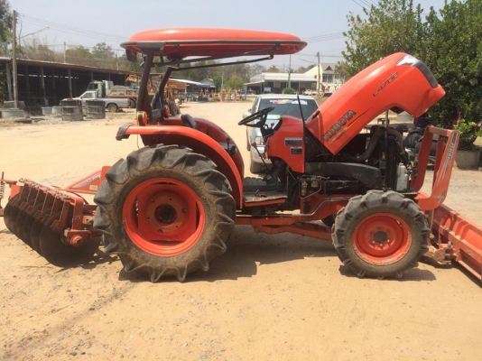 ขายรถไถคูโบต้า47แรงสภาพพร้อมใช้งาน ขายรถไถคูโบต้า47แรงสภาพพร้อมใช้งาน