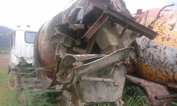 ขายรถโม่ปูน 6 ล้อ HINOFD171 เครื่องดีคัสซีสวยทะเบียนเต็ม ขายรถโม่ปูน 6 ล้อ HINOFD171 เครื่องดีคัสซีสวยทะเบียนเต็ม