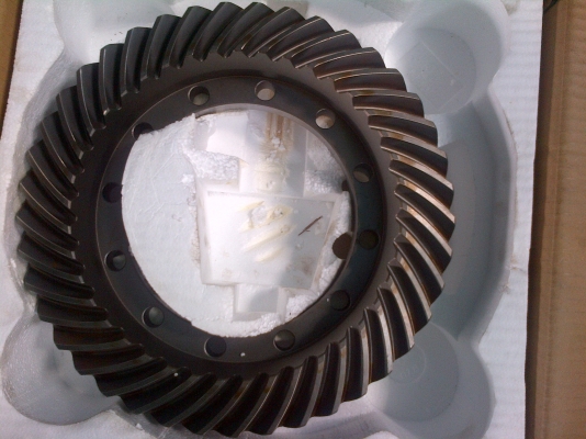 ขายจานบายศรีเดือยหมู HENO  MISU  ISUZU  NISSAN 10000 บาท โทร0920976322