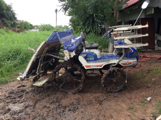 ขารรถดำนา. Iseki 6แถว พร้อมใช้งาน ขารรถดำนา. Iseki 6แถว พร้อมใช้งาน