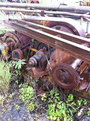 ขายปั้นจั่น085-7666984