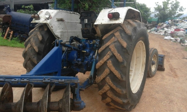 ขาย FORD 6610 ราคากันเอง  235000 คับ