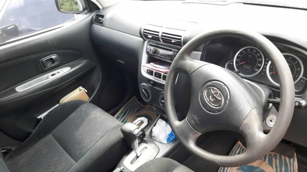 ขายด่วน  avenza 1.3  ปี 05