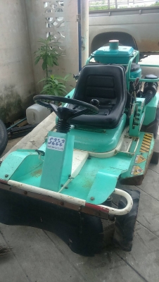 ขายรถตัดหญ้านั่งขับพร้อมใช้ เครื่องคูโบต้า 13 HP ราคา 68,000 บาท  0835662999 LineID : hs4trp