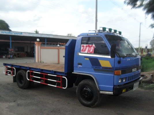 npr  4bd1 115 hp  กระบะพื้นเรียบ หัวยกได้