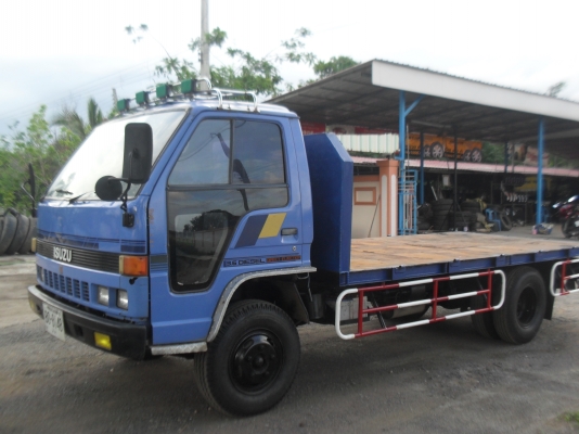 npr  4bd1 115 hp  กระบะพื้นเรียบ หัวยกได้
