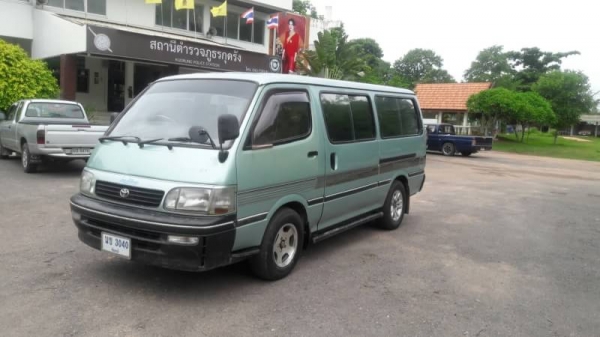 รถตู้หัวจรวด รถบ้านแท้