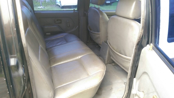 อีซูซุ ดราก้อนอาย