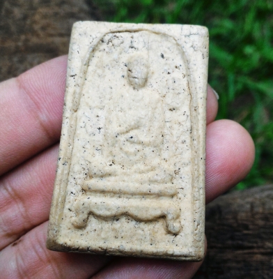 สมเด็จโต พรหมรังสี เนื้อผงวัดระฆังฯ เนื้องาม