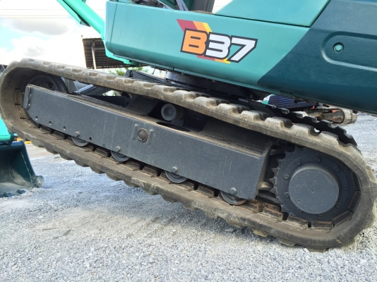 ขายถูก รถขุดยอดนิยม YANMAR B37-2 เก่าญี่ปุ่นแท้ สภาพสวยพร้อมใช้ โทร.090-986-2521 อ๊อบ