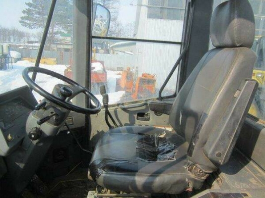 KOMATSU WA100-3 สภาพสวย เก่าญี่ปุ่น พร้อมใช้งาน โทร.086-303-9797 กู๋อ๋าKOMATSU WA100-3 ซีเรียล 60,000 เก่าญี่ปุ่น เครื่องดำ พร้อมใช้งาน โทร.086-303-9797 กู๋อ๋า