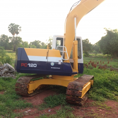 ขายด่วนครับkomatsu pc120-5