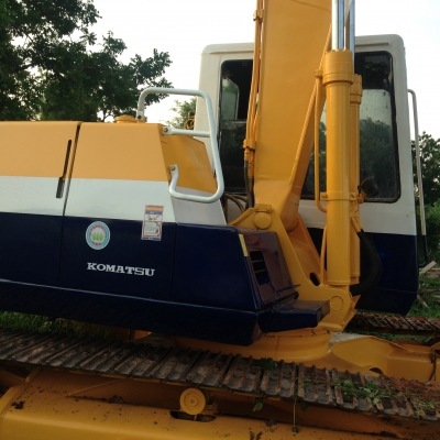 ขายด่วนครับkomatsu pc120-5