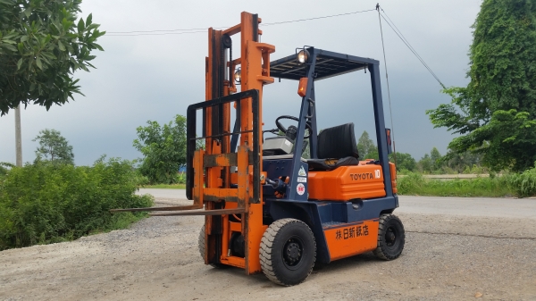 ขายด่วนรถยก TOYOTA 5FGยก1.0ตันเสาสูง3เมตรยางตันรถนอกเพิ่งเข้ามายังไม่เคยใช้งานในเมืองไทยเลย=รุ่นใหม่ขายถูกๆๆ ขายด่วนรถยก TOYOTA 5FGยก1.0ตันเสาสูง3เมตรยางตันรถนอกเพิ่งเข้ามายังไม่เคยใช้งานในเมืองไทยเลย=รุ่นใหม่ขายถูกๆๆ