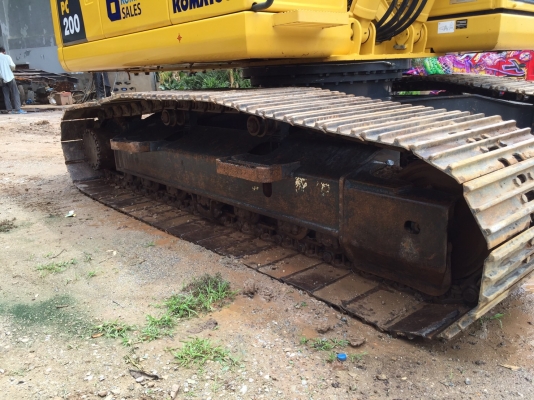 KOMAISU PC200-8MO
