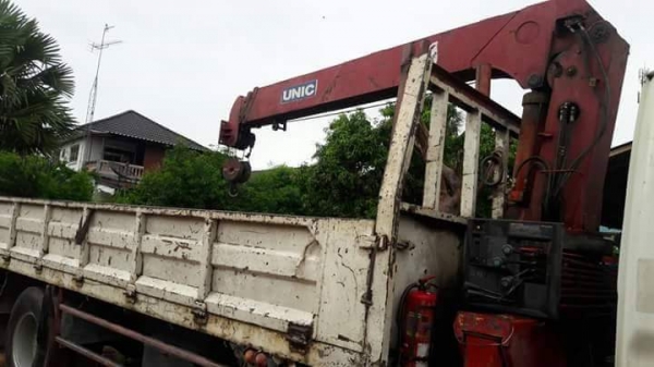 ขายรถ7.20เมตร ติดเครน5ตัน เดก้าปี48 สภาพดีพร้อมใช้งาน เอกสารถูกต้อง เล่มทะเบียนพร้อมโอน ราคา1,150,000 สนใจโทร 090-8588220คุณนะ 093-3258446คุณบิว หรือเข้าดูสินค้าอื่นๆได้ที่ www.narong2truck.com หรือ www.truck.in.th/498 หรือเพจFacebook ณรงค์ ซื้อขายรถมือสอ ขายรถ7.20เมตร ติดเครน5ตัน เดก้าปี48 สภาพดีพร้อมใช้งาน เอกสารถูกต้อง เล่มทะเบียนพร้อมโอน ราคา1,150,000 สนใจโทร 090-8588220คุณนะ 093-3258446คุณบิว หรือเข้าดูสินค้าอื่นๆได้ที่ www.narong2truck.com หรือ www.truck.in.th/498 หรือเพจFacebook ณรงค์ ซื้อขายรถมือสอ