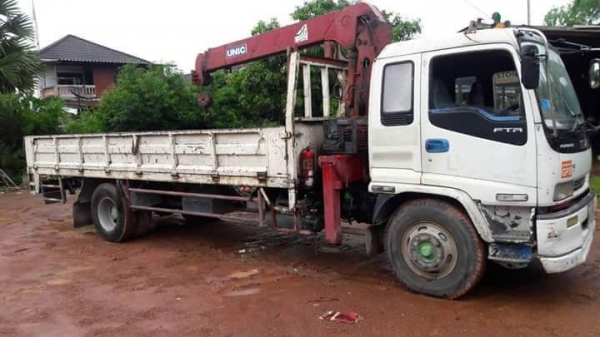 ขายรถ7.20เมตร ติดเครน5ตัน เดก้าปี48 สภาพดีพร้อมใช้งาน เอกสารถูกต้อง เล่มทะเบียนพร้อมโอน ราคา1,150,000 สนใจโทร 090-8588220คุณนะ 093-3258446คุณบิว หรือเข้าดูสินค้าอื่นๆได้ที่ www.narong2truck.com หรือ www.truck.in.th/498 หรือเพจFacebook ณรงค์ ซื้อขายรถมือสอ ขายรถ7.20เมตร ติดเครน5ตัน เดก้าปี48 สภาพดีพร้อมใช้งาน เอกสารถูกต้อง เล่มทะเบียนพร้อมโอน ราคา1,150,000 สนใจโทร 090-8588220คุณนะ 093-3258446คุณบิว หรือเข้าดูสินค้าอื่นๆได้ที่ www.narong2truck.com หรือ www.truck.in.th/498 หรือเพจFacebook ณรงค์ ซื้อขายรถมือสอ