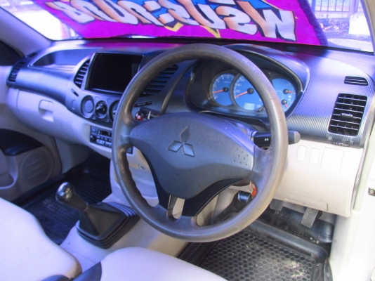 MITSUBISHI TRITON 2.5SINGLE GL ปี2006 MITSUBISHI TRITON 2.5SINGLE GL ปี2006