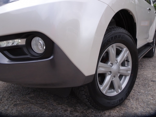 ISUZU MU-X 3.0VGS NAVI AT ปี2015 ISUZU MU-X 3.0VGS NAVI AT ปี2015