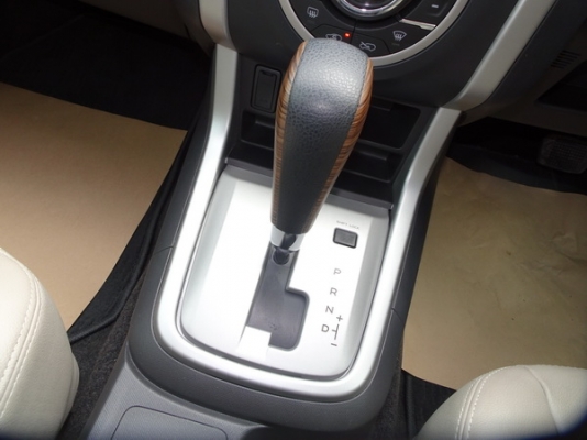 ISUZU MU-X 3.0VGS NAVI AT ปี2015 ISUZU MU-X 3.0VGS NAVI AT ปี2015