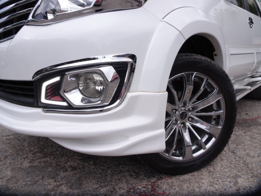 ISUZU MU-X 3.0VGS NAVI AT ปี2015 ISUZU MU-X 3.0VGS NAVI AT ปี2015