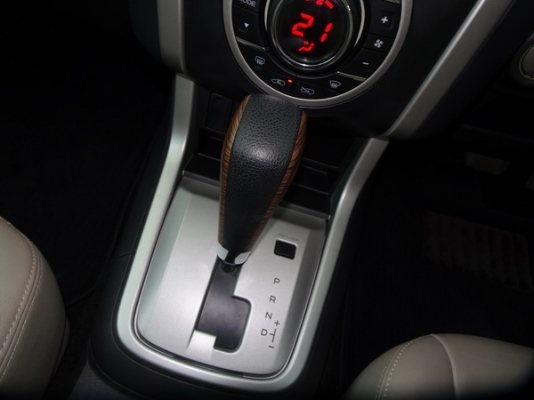 ISUZU MU-X 3.0VGS NAVI AT ปี2015 ISUZU MU-X 3.0VGS NAVI AT ปี2015