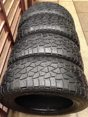 ยาง All mickey thompson STZ 275 55 20 ปี13 ดอกเต็ม ไม่มีปะ ราคาไม่แพง