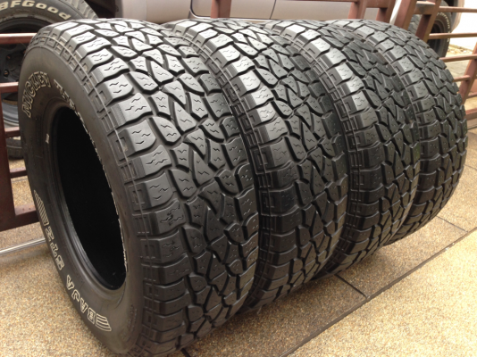 ยาง All mickey thompson STZ 265 70 17 ปี14 ดอกเต็ม ไม่มีปะ ราคาไม่แพง