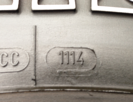 ยาง All mickey thompson STZ 265 70 17 ปี14 ดอกเต็ม ไม่มีปะ ราคาไม่แพง